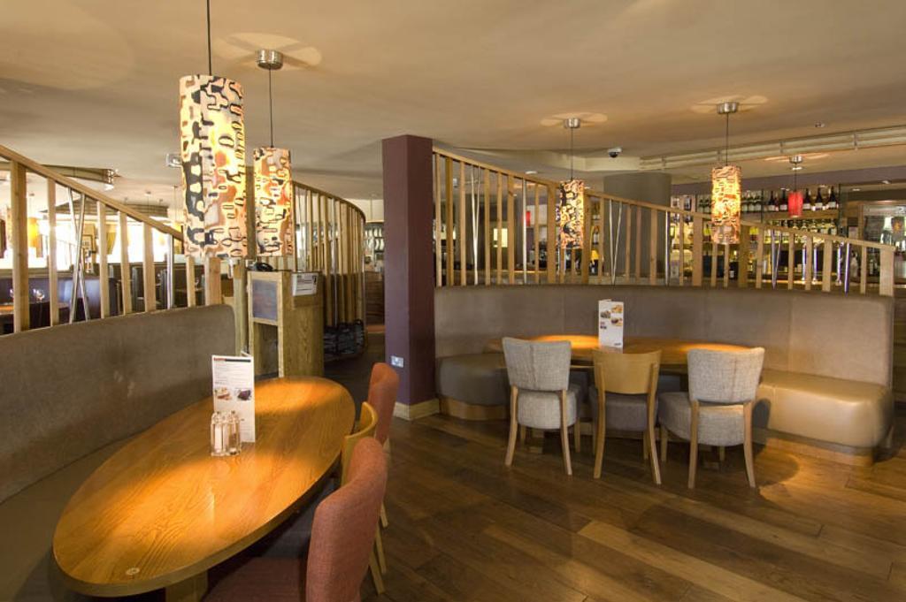 Premier Inn Ashford - Eureka Park Esterno foto